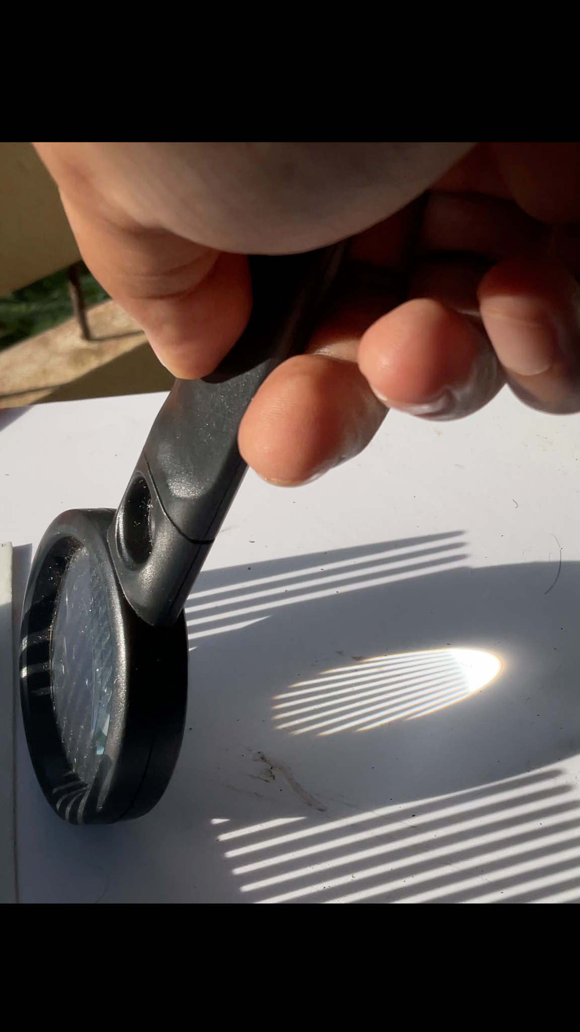 Investigating Sunlight: Tracing the Geometry of Light